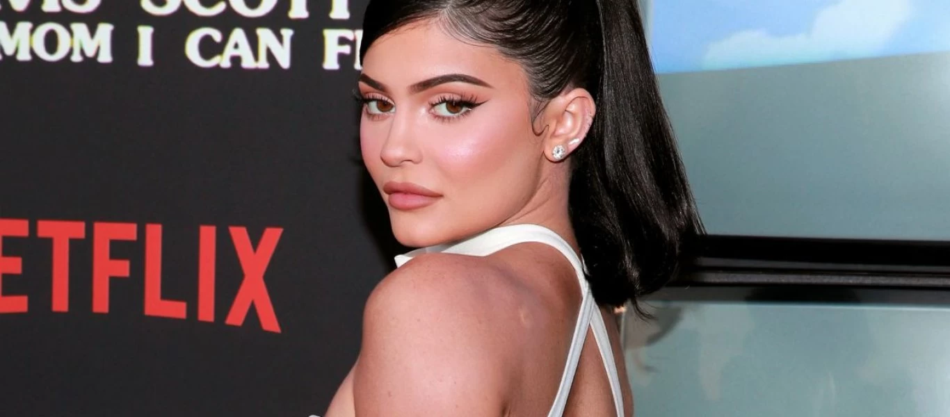 Kylie Jenner: Ανέβασε φωτογραφία με το πιο μικροσκοπικό μπικίνι που έχετε δει!